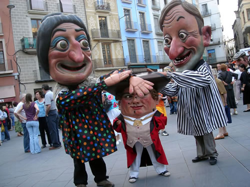Els capgrossos de Solsona, durant el cercavila