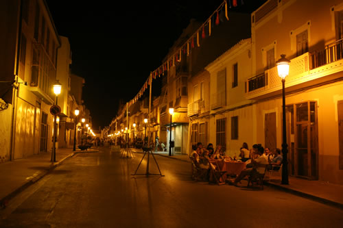 Sopar familiar sota la cordà