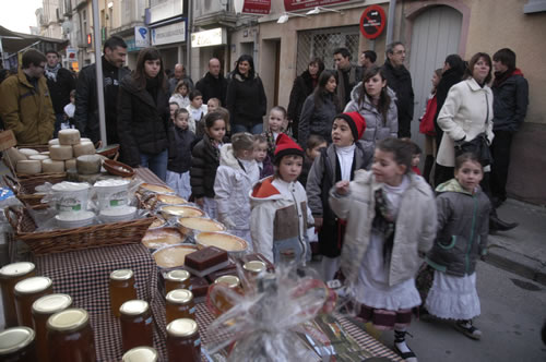 Els nens de l'Esbart a la comitiva