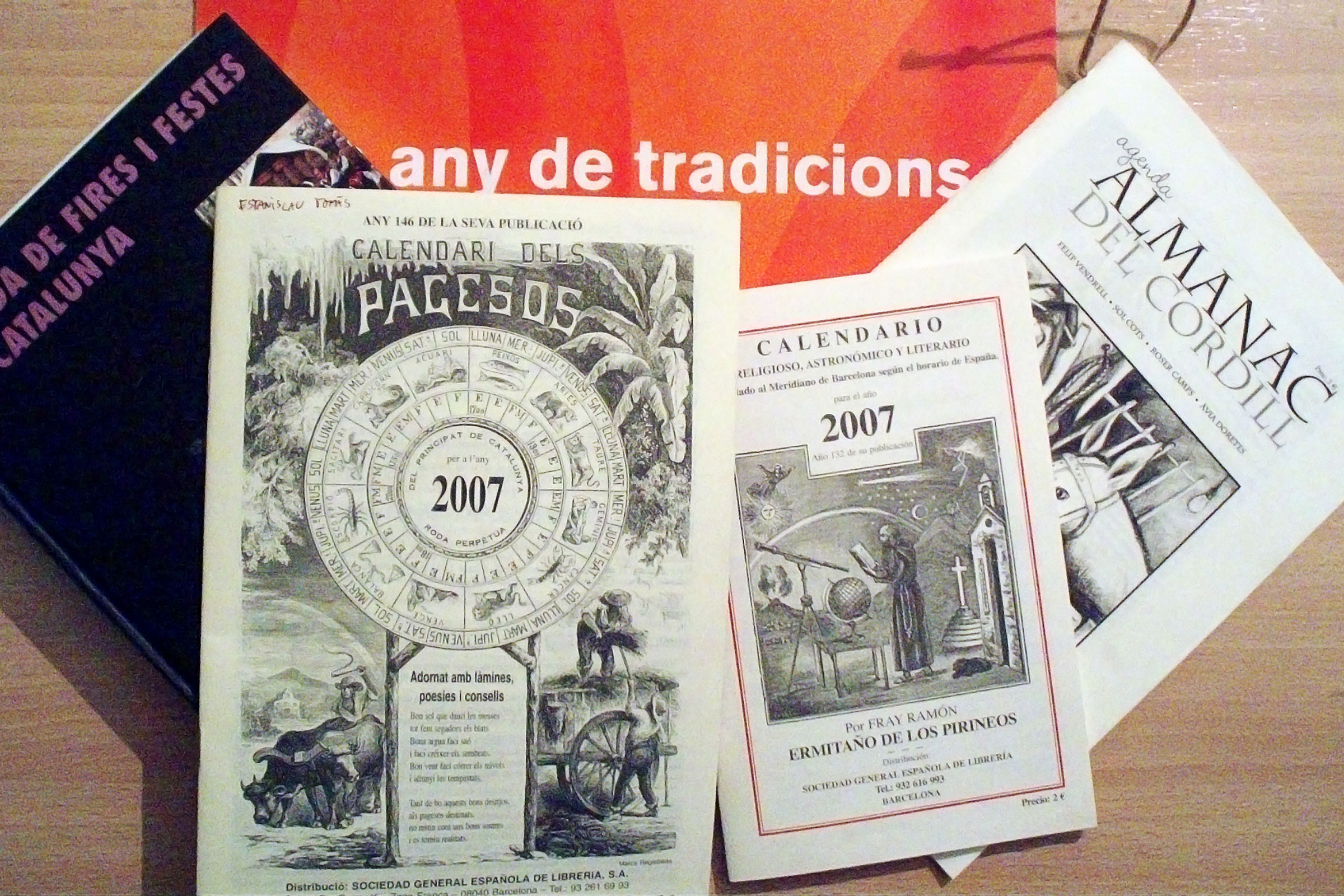 Temps d'almanacs, calendaris i agendes