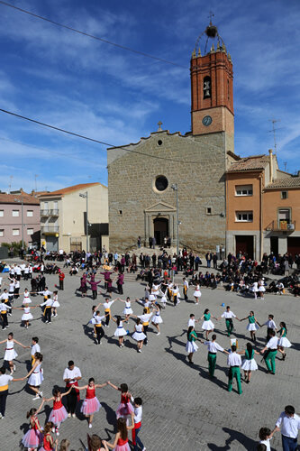 Competició de sardanes a Almacelles