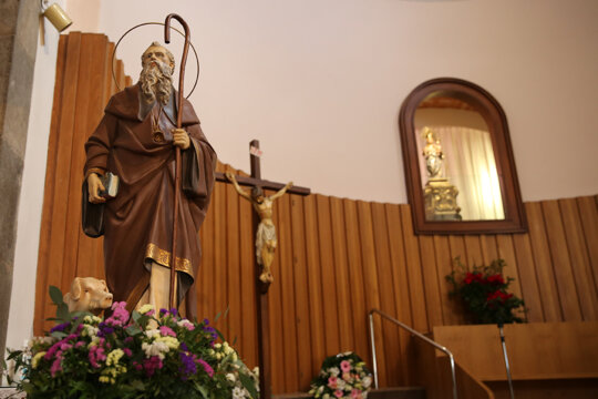 Imatge de Sant Antoni dins l'església