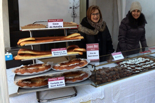 Parada amb tortells i bastons de Sant Antoni