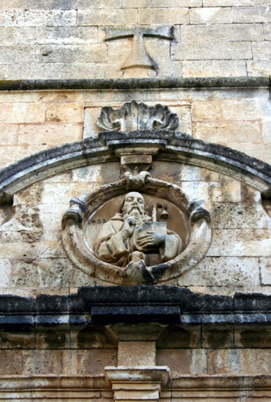 Façana de l'església parroquial de Sa Pobla
