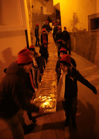 ...pels carrers de Falset