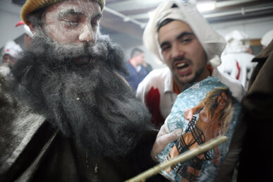 Botarga i sant Antoni, ambientant-se